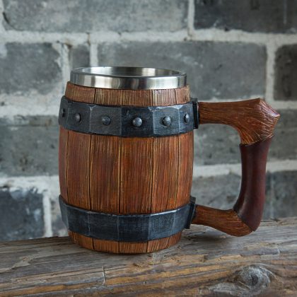 Vintage Wooden Barrel Beer Mug - Large Capacity Stainless Steel Pint Cup with Handle, Imitation Wood Design for Bar, Home, Party (Unique Rustic Tumbler)