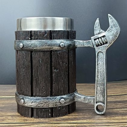 Unique Wooden Barrel Beer Mug with Wrench Handle, 600ml Stainless Steel Heavy-Duty Pint Glass - Rustic Industrial Bar Cup for Home, Bar & Outdoors