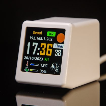WiFi Desktop Animated Weather Clock with Real - Time Weather Data – Creative Desk Decor Gift & Multifunctional Weather Station